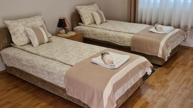 IMG-0e380fd623ea89f0cd3928f4be3a395e-V