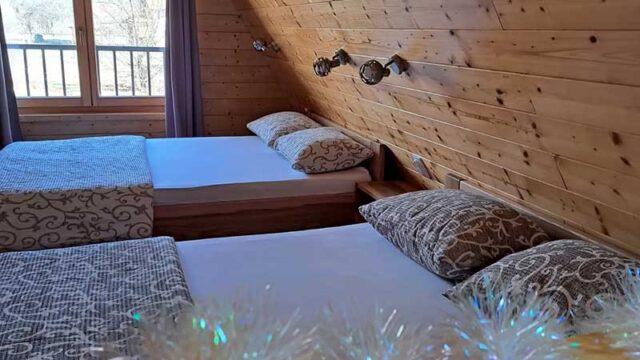 holidayhomeella-01